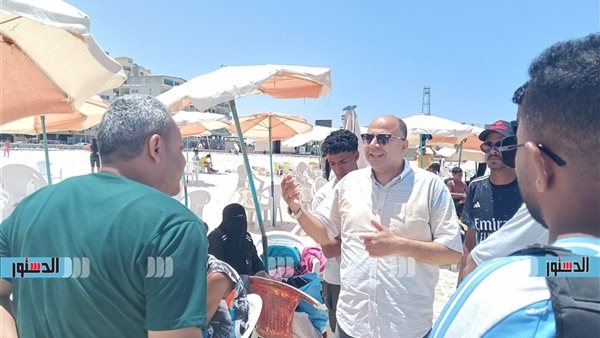 حملة ميدانية لتفقد الشواطئ والاطمئنان على الخدمات المقدمة للمصطافين بمطروح