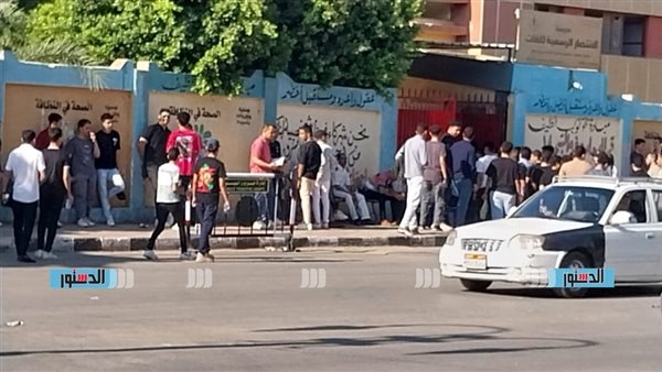 انطلاق امتحان اللغة العربية لطلاب الثانوية العامة منذ قليل