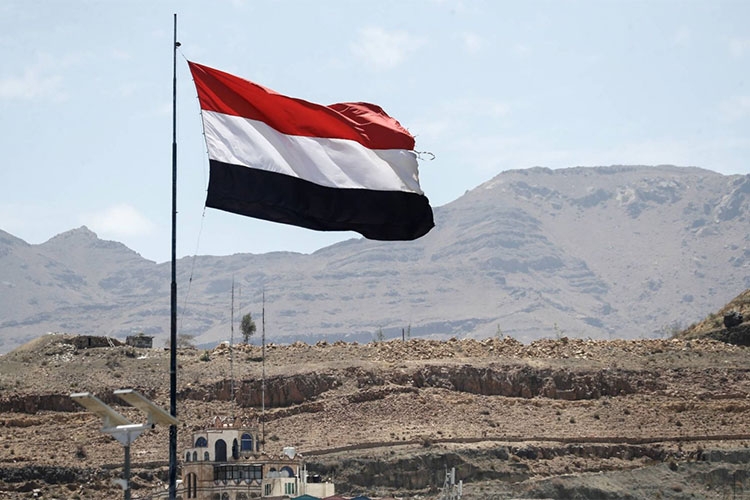 السلوى والمنّ لأشاوس اليمن