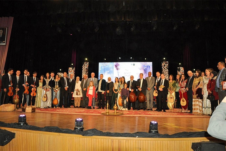 صداع جديد في رأس النظام المخزني
