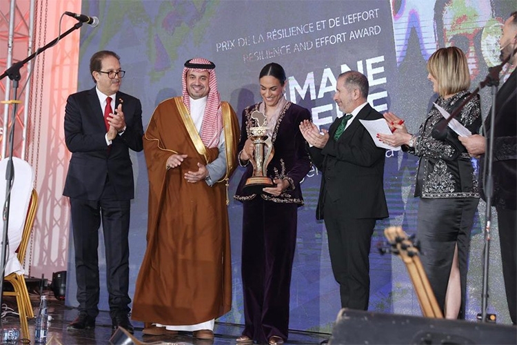 تكريم إيمان خليف وكيليا نمور وجائزة فخرية لمصطفى دحلب