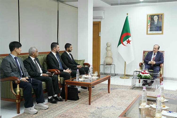 4 وفود زارت الجزائر في 2025.. هل يشتغل ملف السيارات مجدّدا؟