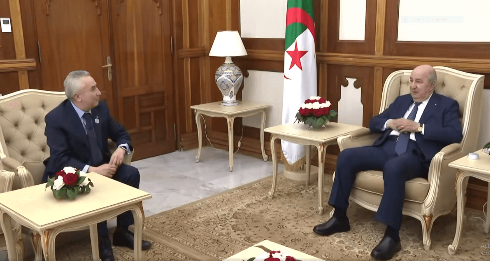 هذا ما بحثه الرئيس تبون مع العالم الجزائري كريم زغيب