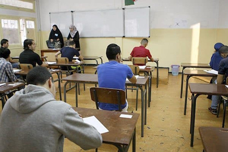 إقبال كبير للتلاميذ على 'خلطة النجاح' والمكملات الغذائية