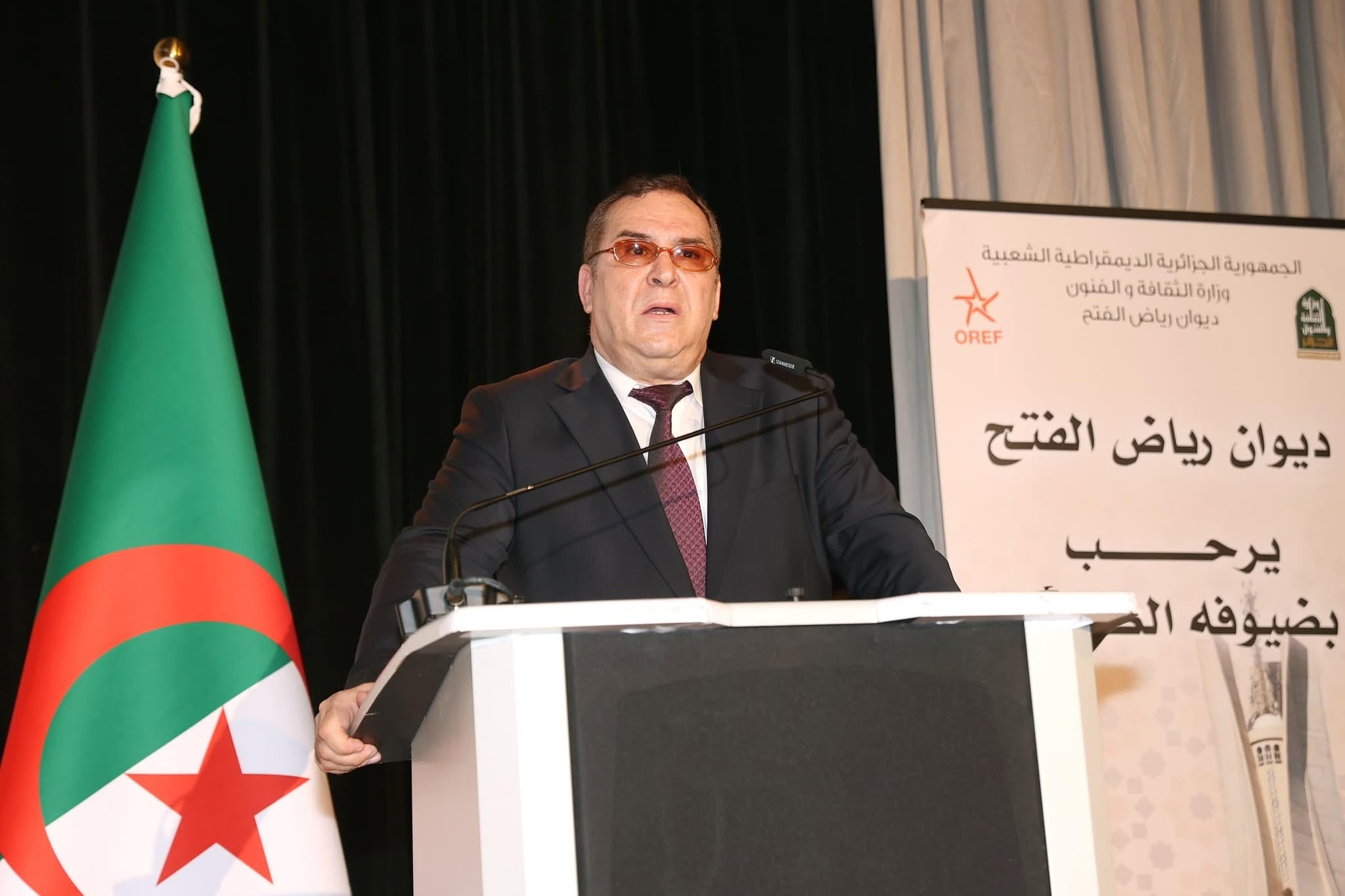 وزير الاتصال يشارك في تأبينية الصحفي الراحل علي ذراع