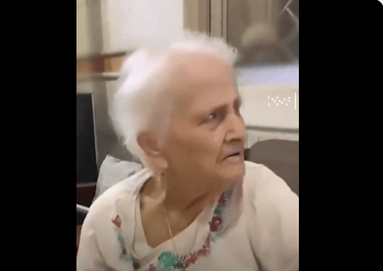 بالفيديو: مسنة لبنانية تتضامن مع غزة بطريقتها الخاصة