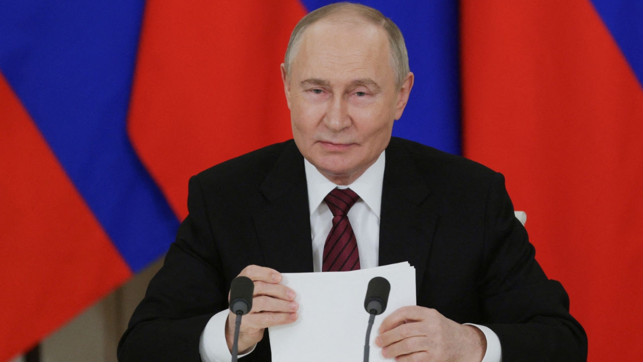 Uncertainty and tension ahead of possible Ukraine peace talks