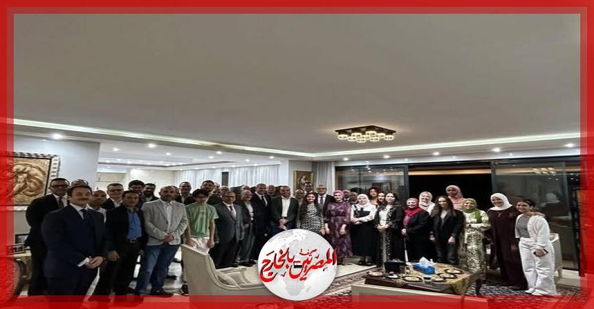 العائلة المصرية تجتمع على مائدة إفطار سفارة روما