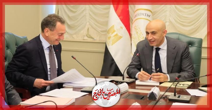 وزير التربية والتعليم يعقد اجتماعا مع السفير الفرنسي لدعم وتعزيز التعاون في مجال التعليم وزيادة عدد المدارس الفرنسية