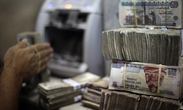 Parliament's Manpower Committee Approves Draft Law on Salary Increases, Bonuses for State Employees