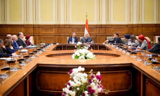 FM meets Senate Speaker, members of Foreign Relations Committees