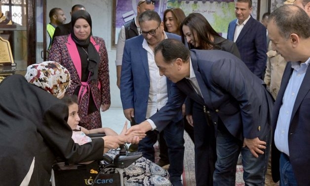 Egypt's PM inspects several services, development projects in Assiut