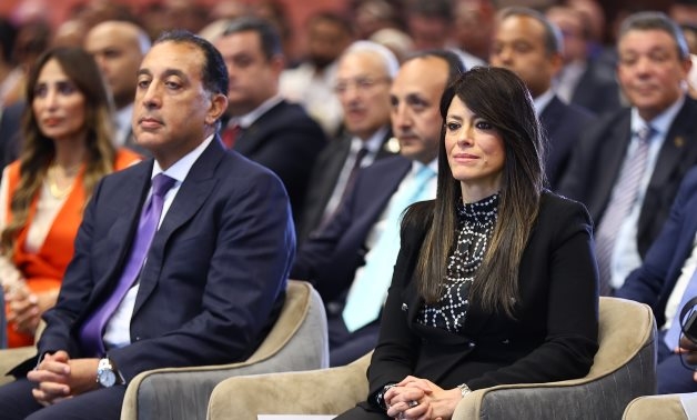 Egypt highlights $15.6B in development financing for private sector, signs renewable energy deals