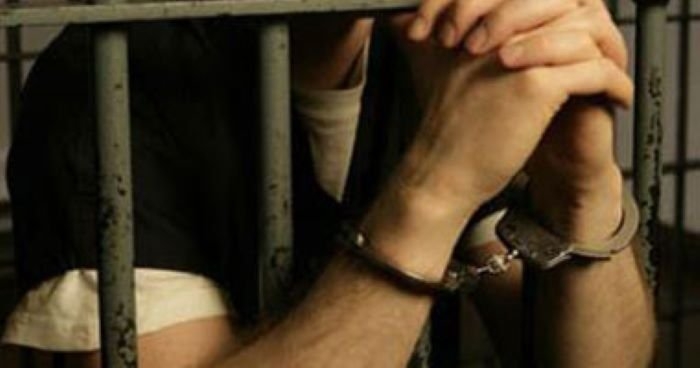 قرار قضائي جديد ضد عاطلين بتهمة ترويج المخدرات والسلاح بالمرج