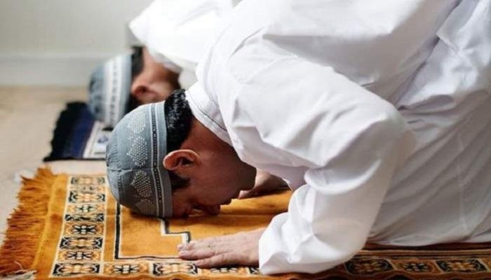 موعد أذان العشاء.. مواقيت الصلاة غدا الأحد 22 يونيو 2025