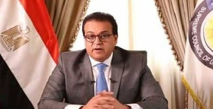 وزير الصحة: نهتم بتطوير الأداء الطبي من خلال استخدام التقنيات الجراحية الحديثة