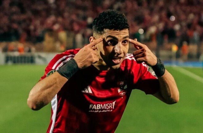 شوبير: كوكا يرغب في الرحيل والأهلي لا يمانع.. المفاوضات تقترب من الحسم