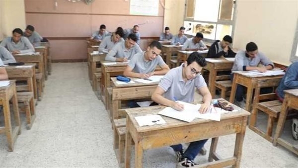 تفاصيل جدول الثانوية العامة 2025 للقسمين الأدبي والعلمي