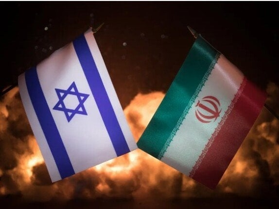 هدوء حذر يسود جبهة القتال بين إيران وإسرائيل مع بدء وقف إطلاق النار