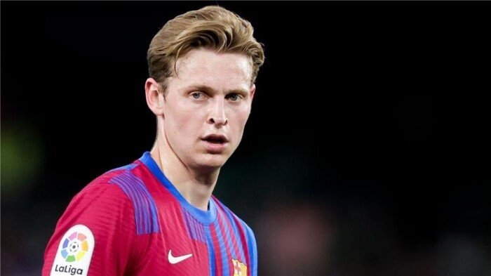 برشلونة يعرض على دي يونج تمديد عقده لثلاث سنوات