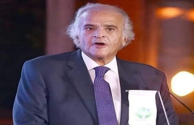 ممدوح عباس يهنئ بيراميدز ونجم الزمالك السابق بلقب دوري أبطال إفريقيا