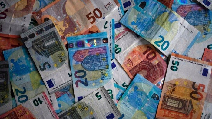 سعر اليورو مقابل الجنيه المصري اليوم الخميس 22 مايو 2025