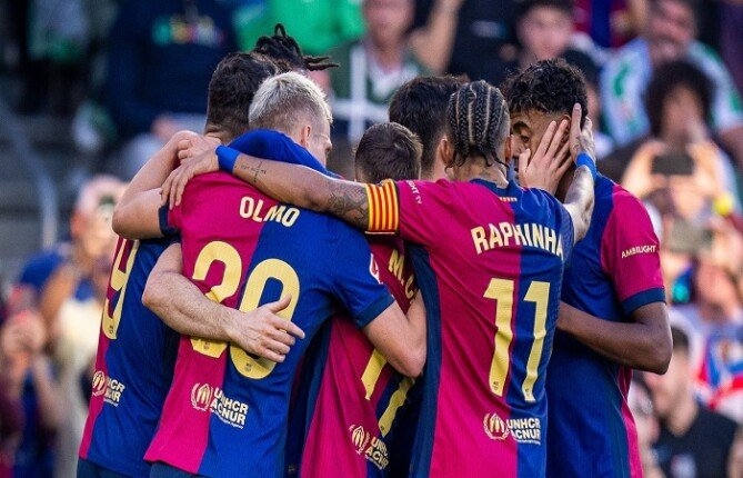 برشلونة يبدأ خطوات شراء نجم منتخب البرتغال