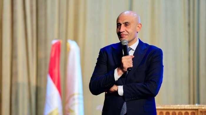 وزير التعليم في زيارة مفاجئة لعدد من المدارس بمحافظة أسوان