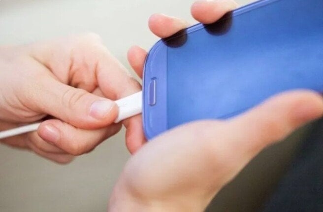 كيف تحافظ على عمر بطارية هاتفك وتحميها من التلف؟.. إليك هذه النصائح