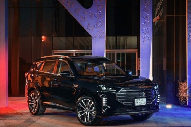 مناسبة للعائلة.. مواصفات وأسعار سيارة جيتور X70 موديل 2025 في السعودية