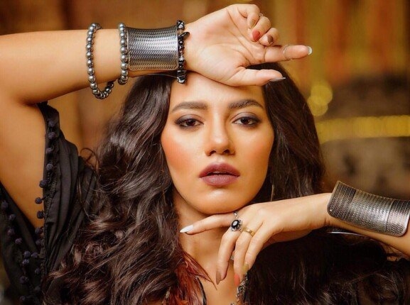 11 أبريل.. سمية درويش تحيي حفلا غنائيا بساقية الصاوي