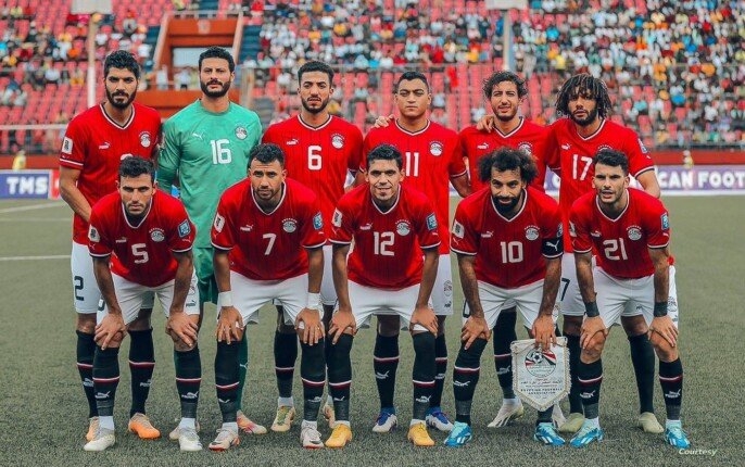منتخب مصر يرتدي القميص الأحمر وإثيوبيا بالأخضر