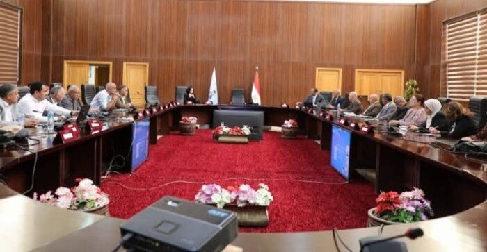 نائب محافظ البحر الأحمر تتابع نتائج الدراسة الذكية لإداة التعامل مع المخلفات الصلبة