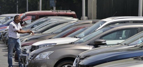 عائلات تسيطر على وسط البلد.. من يوقف امبراطورية «السايس» في شوارع مصر؟