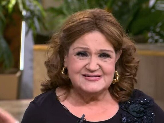 ماذا فعلت ميمي جمال حتى تطردها ماري منيب من المسرح؟.. اكتشف المفاجأة
