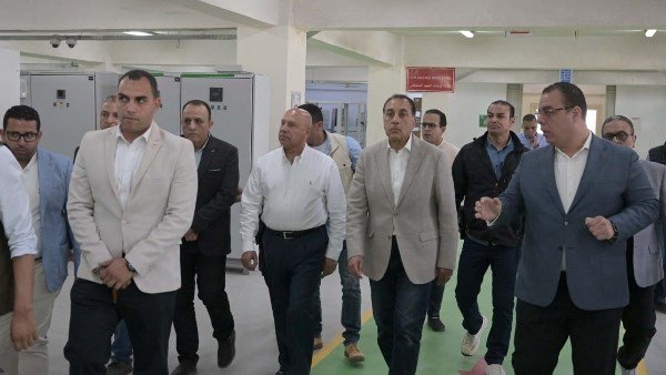 مدبولي يتفقد مجموعة مصانع شركة التوكل للصناعات الحديدية بالعاشر من رمضان