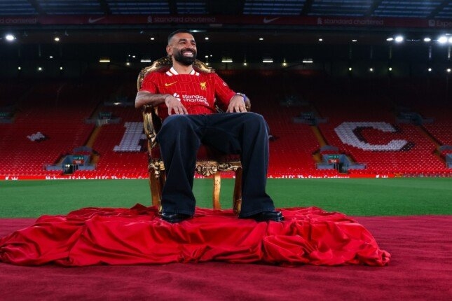 سعرها 30 مليون جنيه.. سيارة محمد صلاح تشعل مواقع التواصل الاجتماعي «فيديو وصور»