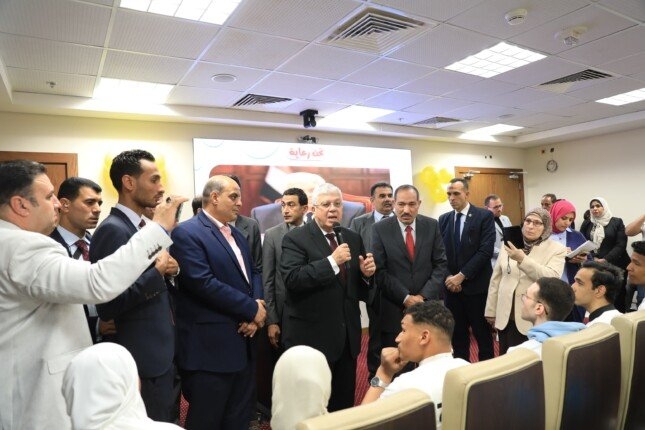 وزير التعليم العالي يشهد تكريم الطلاب من ذوي الهمم الفائزين في مسابقة بطل الحكاية