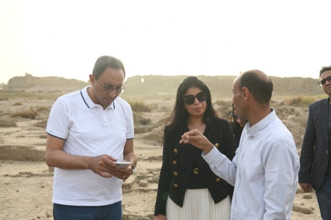قنا تخطو نحو السياحة الريفية: شراكة مع الأمم المتحدة لتطوير قرية دندرة