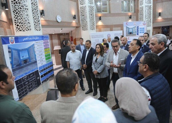 خلال جولة رئيس الوزراء اليوم: عبد الغفار يستعرض مشروعات الصحة بالغربية