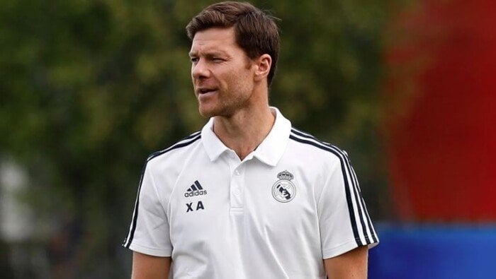 بعد موسم صفري.. استعادة الأمجاد مهمة تشابي ألونسو مع ريال مدريد