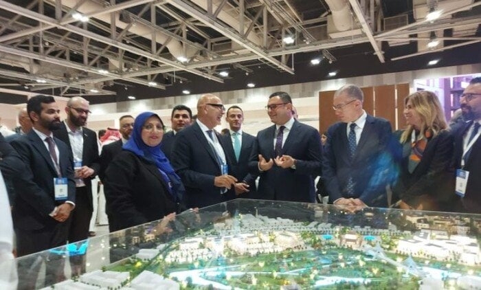 وزير الإسكان يشارك في افتتاح معرض ومؤتمر عُمان العقاري وأسبوع التصميم والبناء العشرين