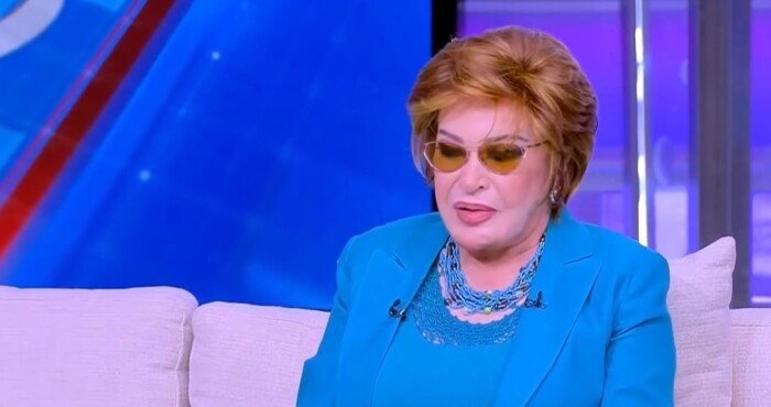 أرفض سيناريوهات الواتساب.. «صفية العمري» تحسم الجدل حول اعتزالها الفن «فيديو»