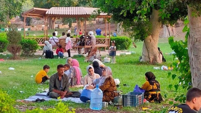 تبدأ بـ وقفة عرفات.. مواعيد الإجازات الرسمية المتبقية في 2025