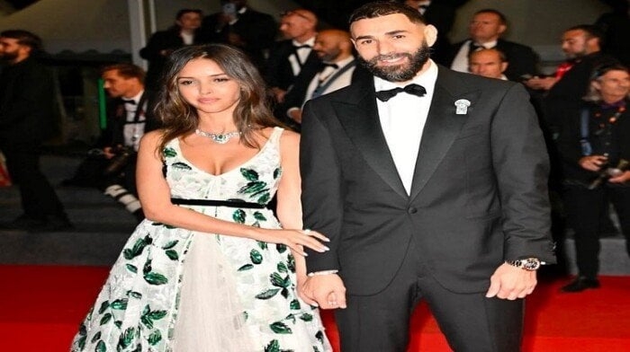 كريم بنزيما يعلن علاقته بـ لينا خودري في ختام مهرجان «كان»