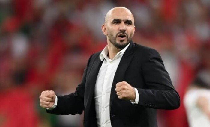 استبعاد «بن شرقي والشيبي».. الركراكي يعلن قائمة منتخب المغرب لوديتي تونس وبنين