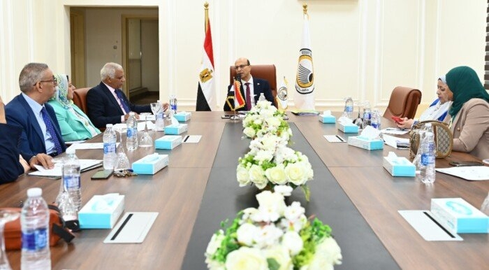 جامعة أسيوط الأهلية تعقد اجتماع مجلسها الأكاديمي لمناقشة خطط التطوير والقبول للعام الجديد