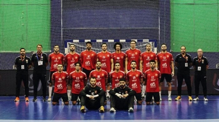 6 بطولات.. موسم تاريخي لـ يد الأهلي بعد الفوز بكأس الكؤوس الإفريقية