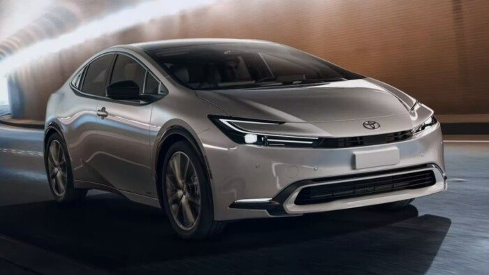 أسعار ومواصفات سيارة تويوتا بريوس موديل 2025