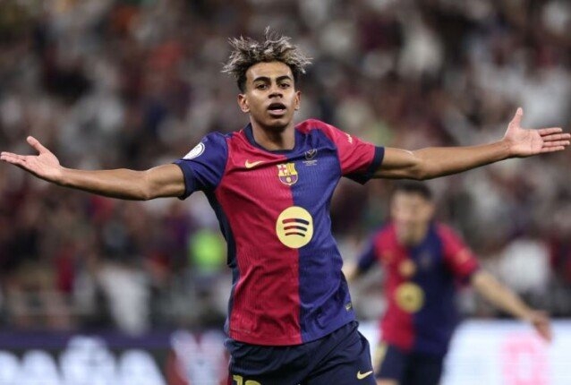 عاجل.. برشلونة يجدد عقد لامين يامال حتى 2031